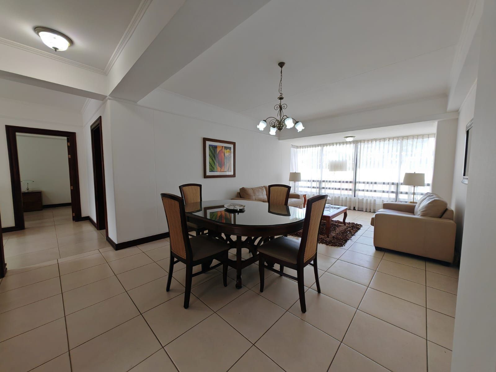 Apartamento Amoblado muy espacioso 