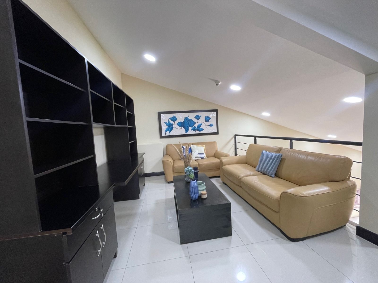 Apartamento tipo Penthouse, Totalmente amoblado - Foto 5