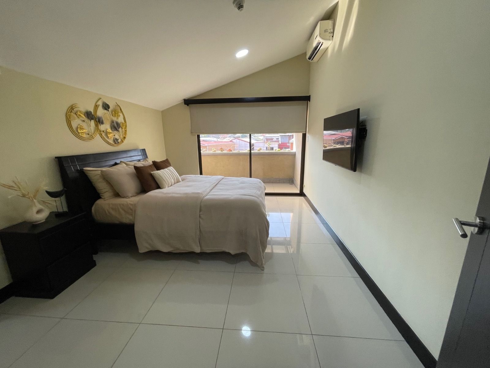 Apartamento tipo Penthouse, Totalmente amoblado - Foto 7