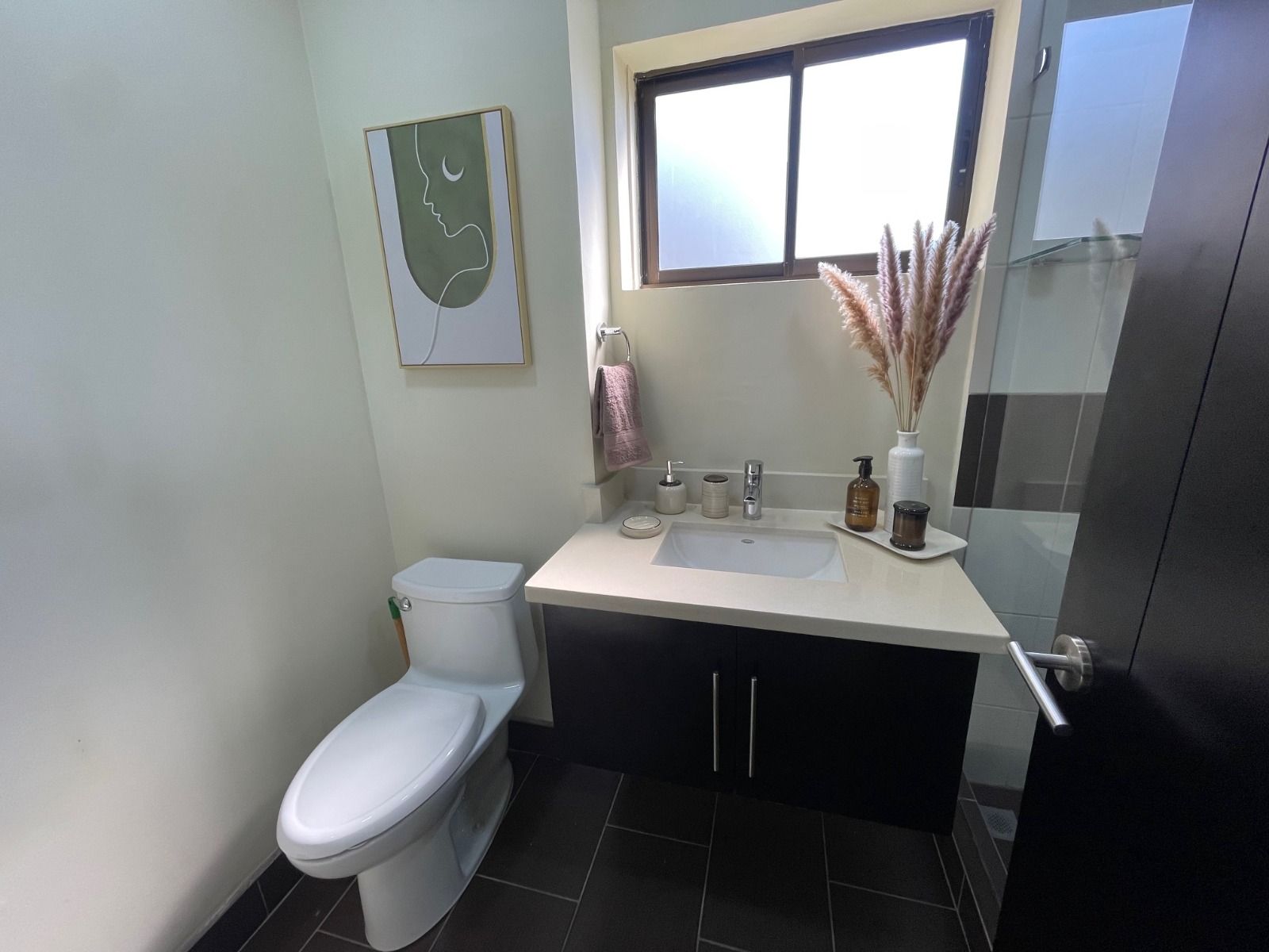 Apartamento tipo Penthouse, Totalmente amoblado - Foto 12