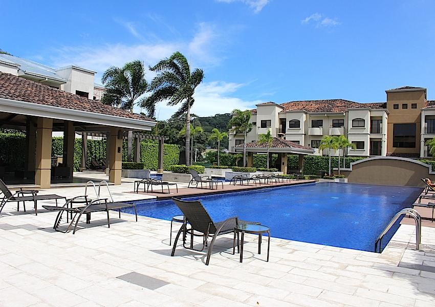 Apartamento tipo Penthouse, Totalmente amoblado - Foto 18