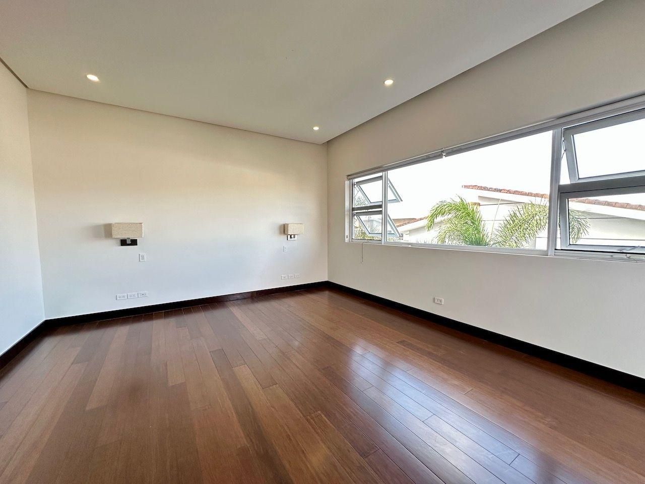 Casa Moderna de amplios espacios - Foto 12