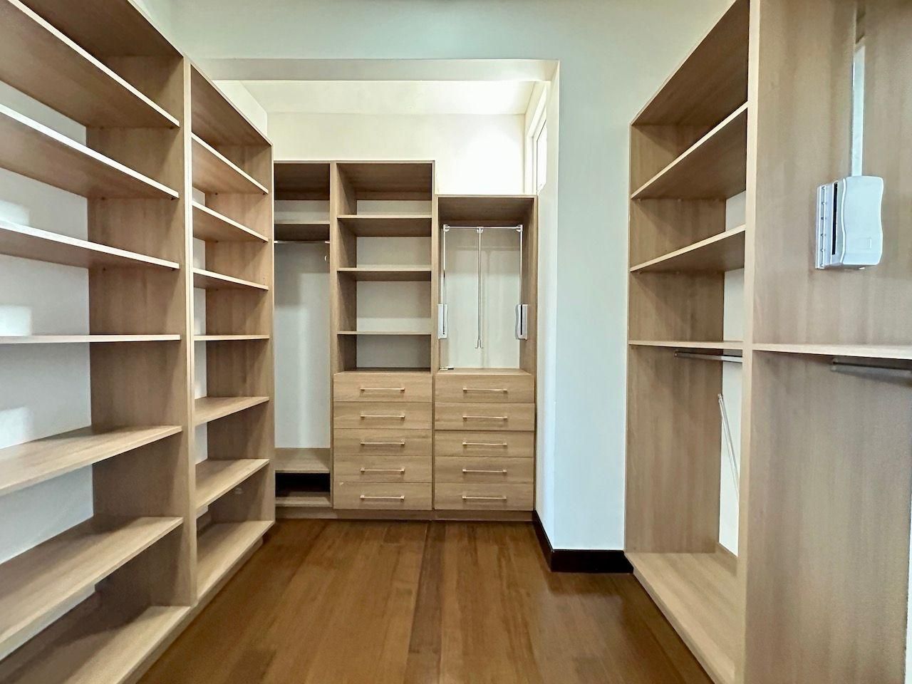 Casa Moderna de amplios espacios - Foto 14