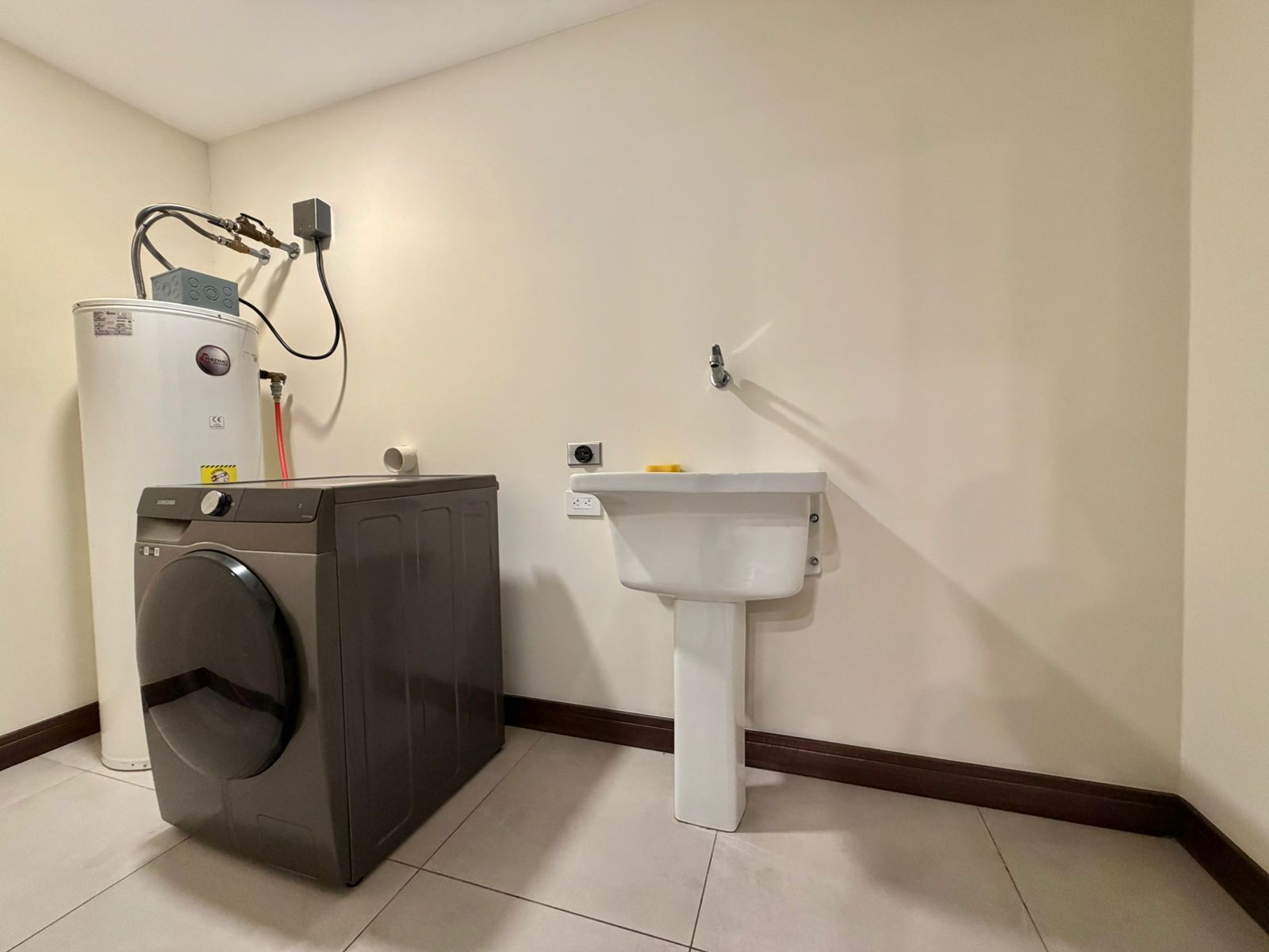 Apartamento Semi Amoblado - Foto 7