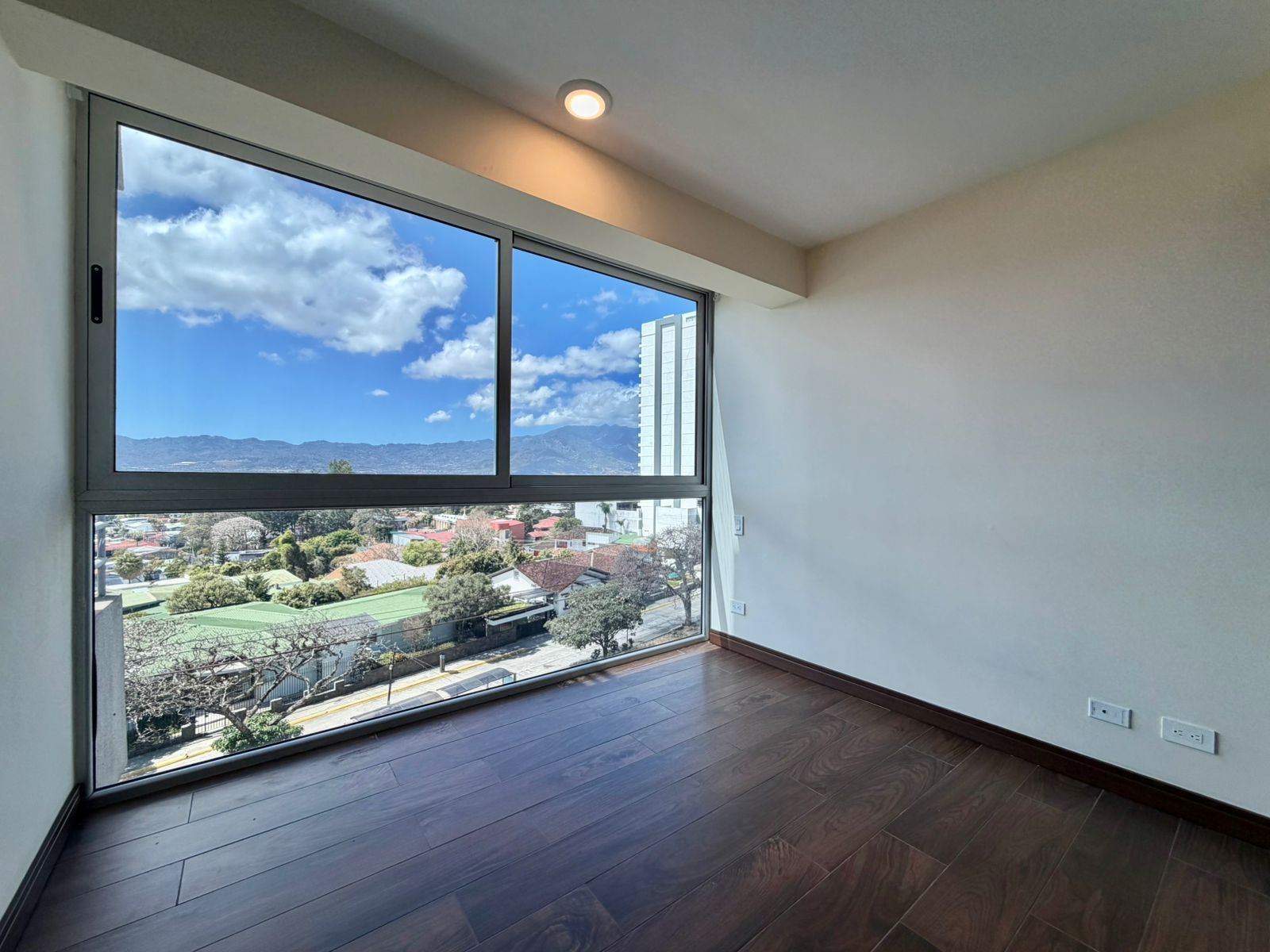 Apartamento con vistas a las montañas del sur - Foto 6