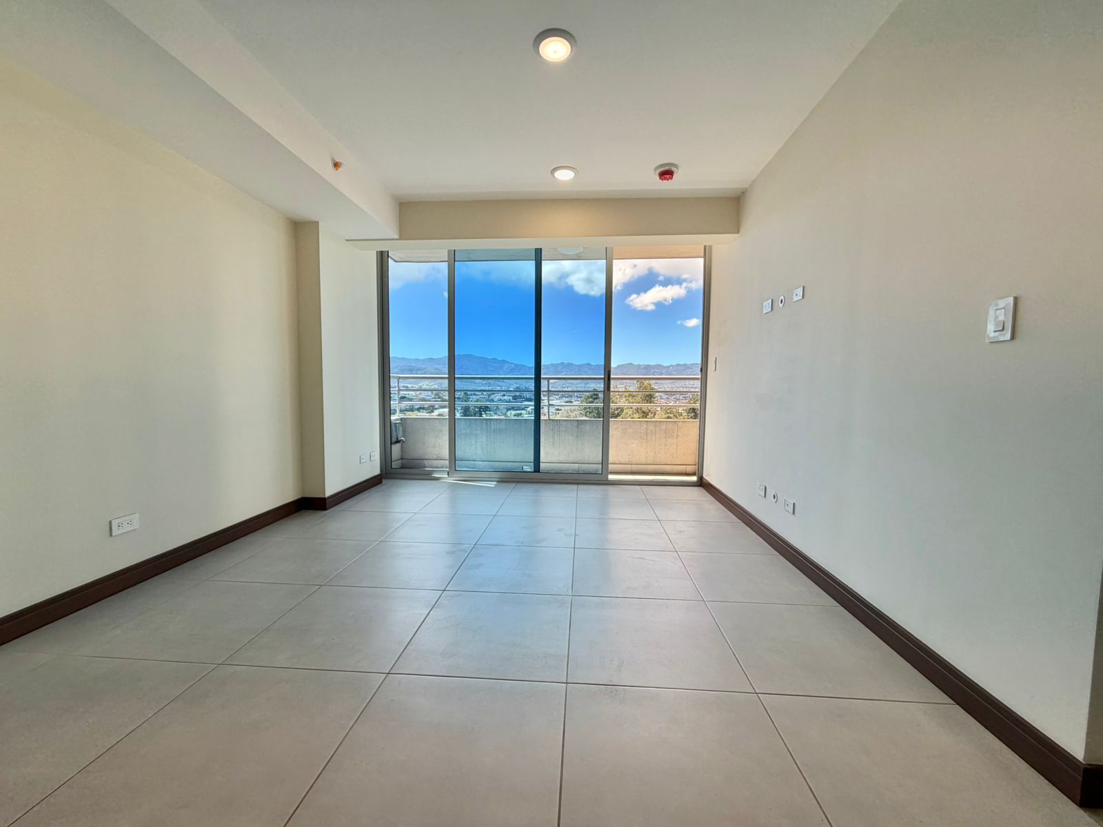 Apartamento con vistas a las montañas del sur - Foto 7