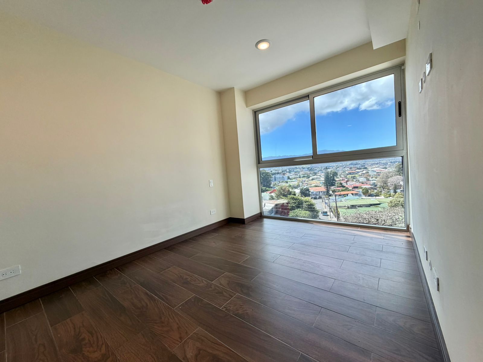 Apartamento con vistas a las montañas del sur - Foto 9