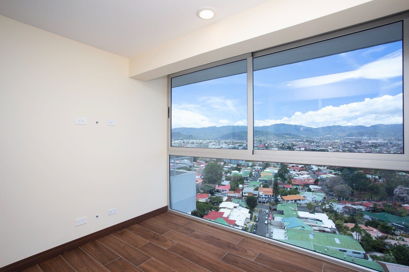 Apartamento con vista a la ciudad - Foto 6
