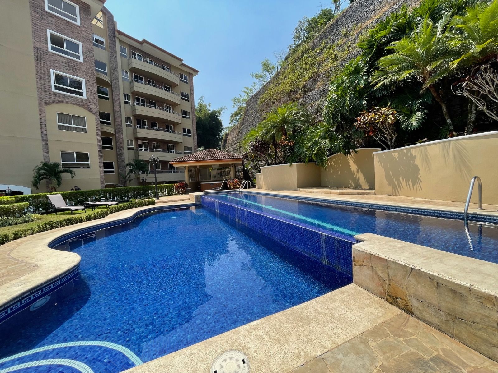 Apartamento totalmente amoblado - Foto 13