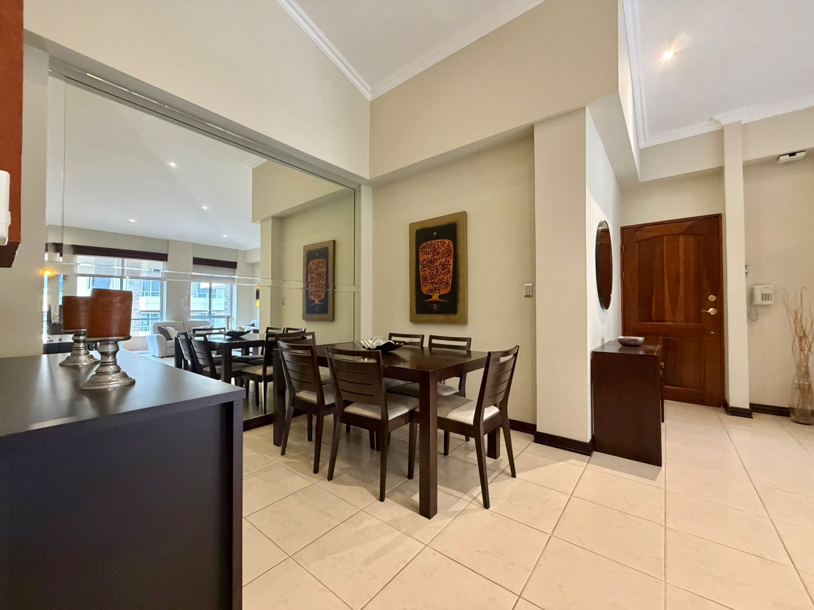 Apartamento totalmente amoblado - Foto 3