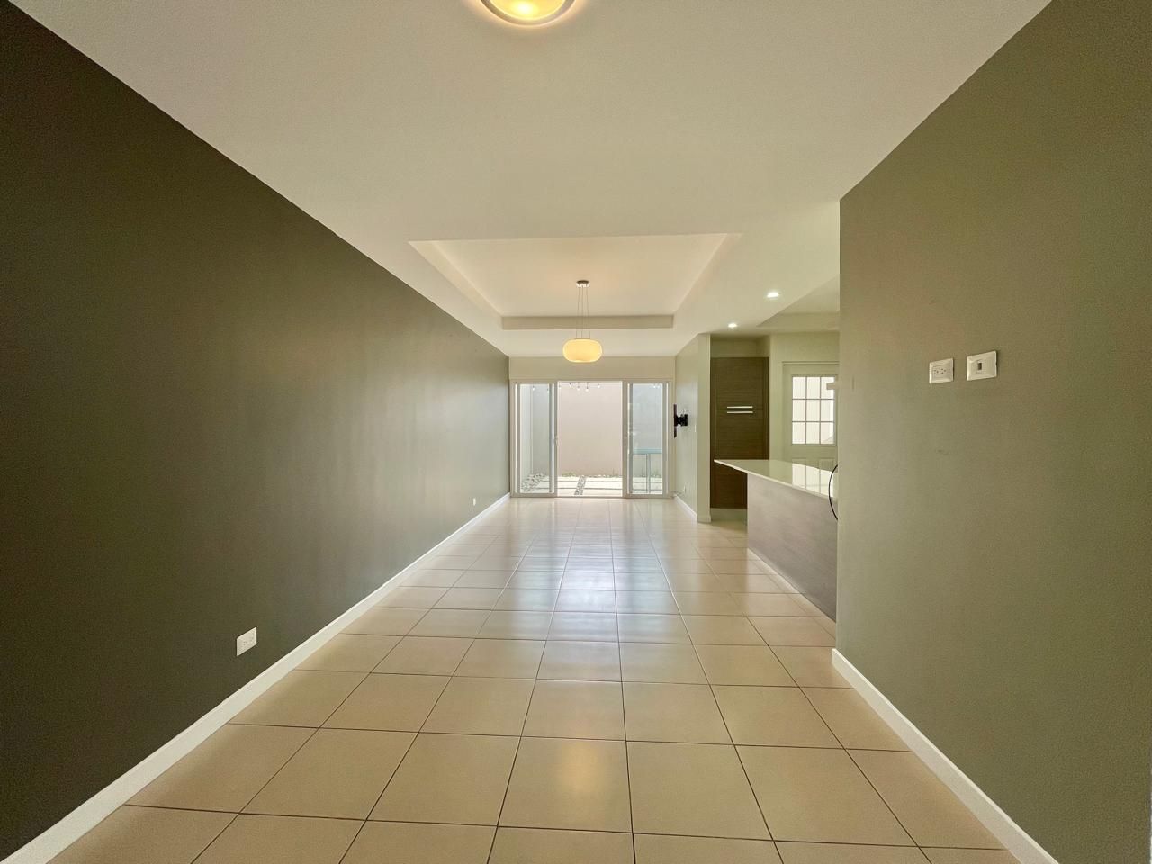 Casa de 2 plantas (inversión) - Foto 3