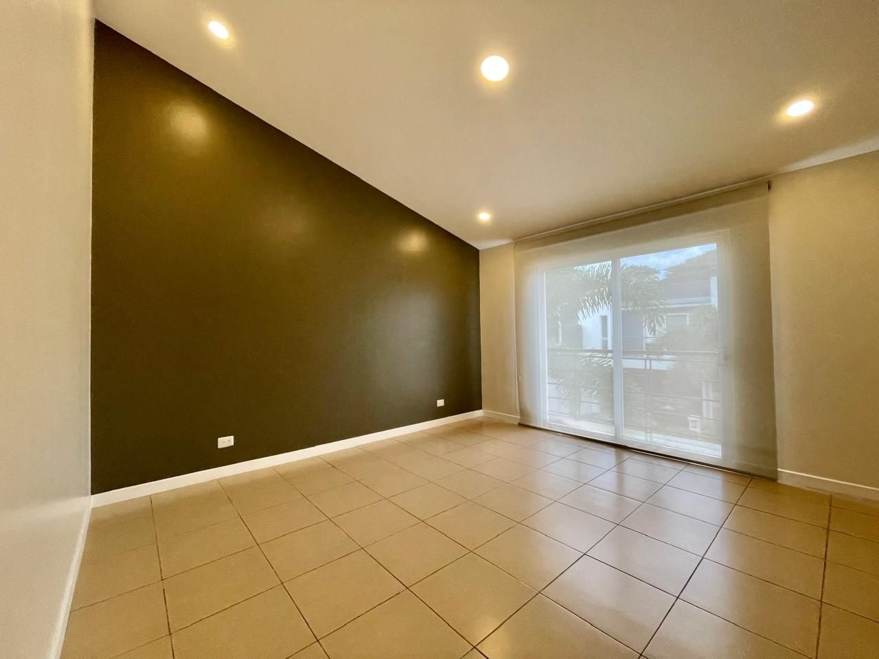 Casa de 2 plantas (inversión) - Foto 4