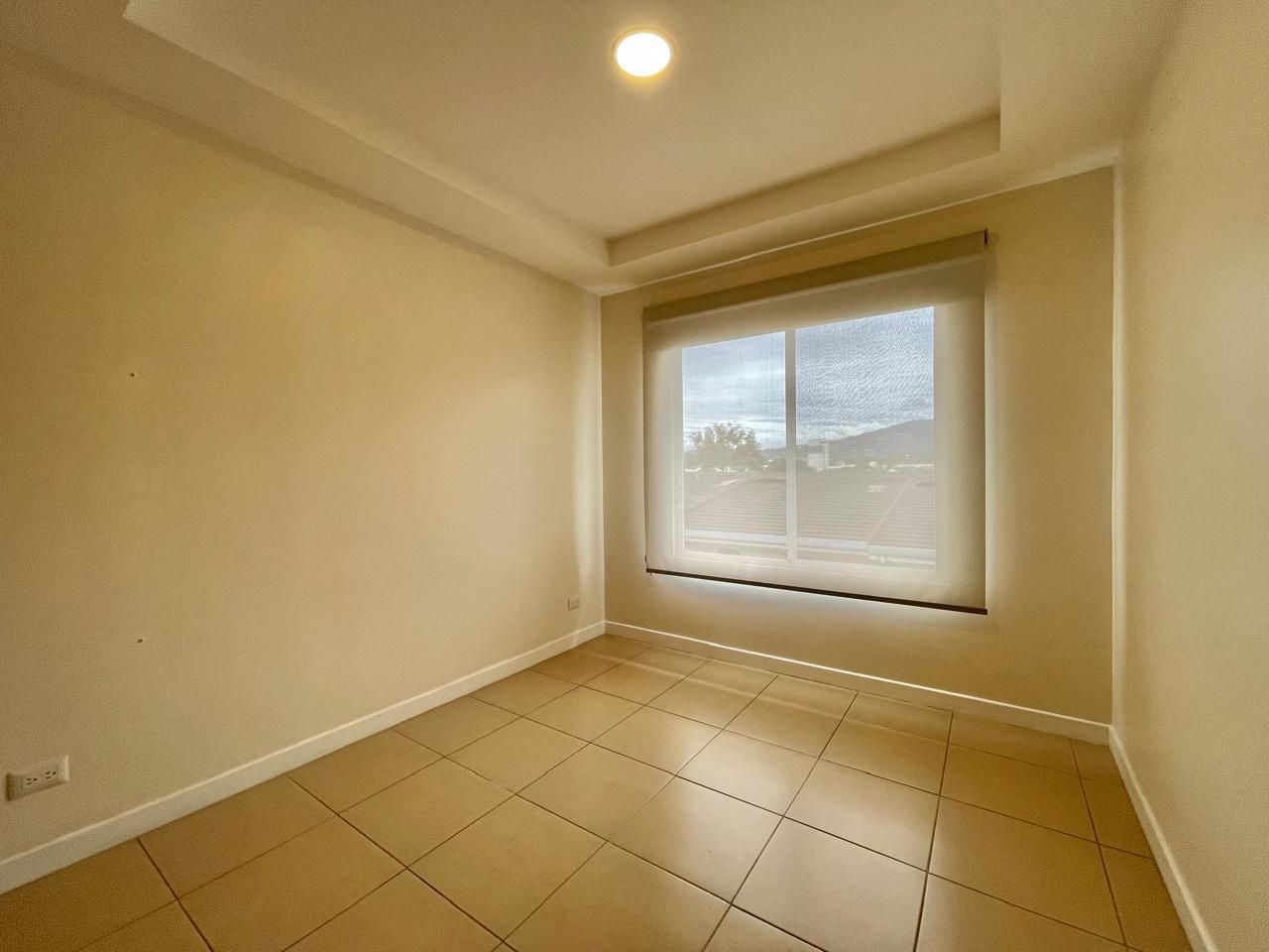 Casa de 2 plantas (inversión) - Foto 6