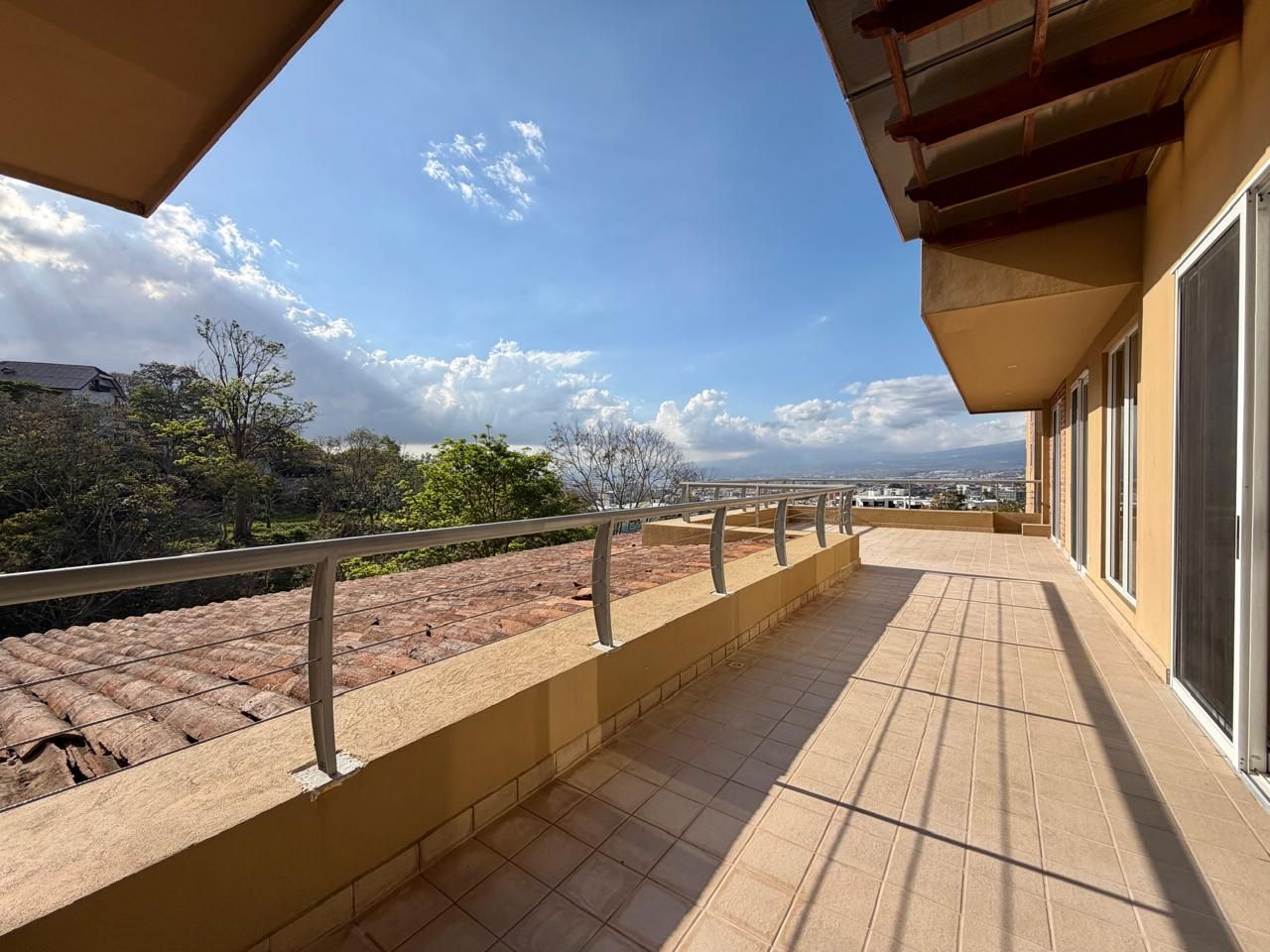 Apartamento totalmente amoblado - Foto 4