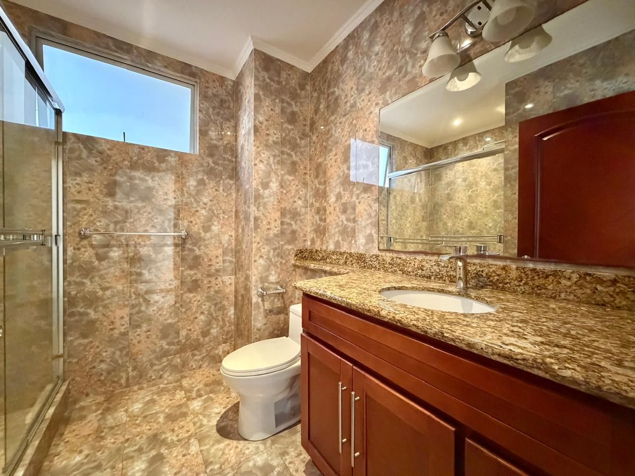 Apartamento totalmente amoblado - Foto 6