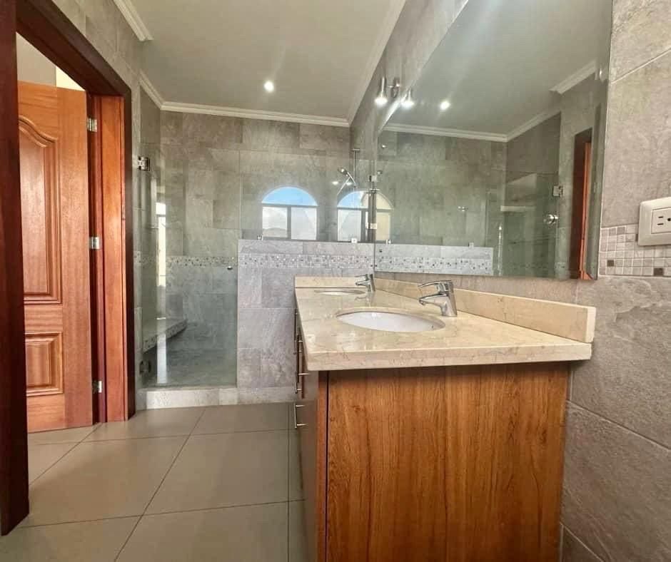 Casa con gran patio - Foto 14