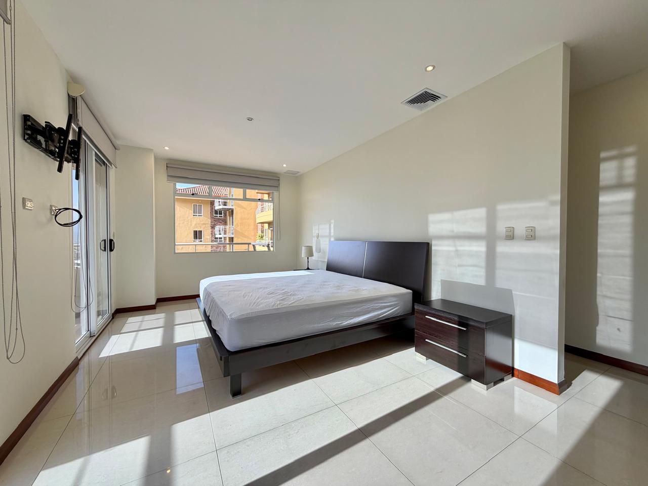 Apartamento totalmente amoblado - Foto 6