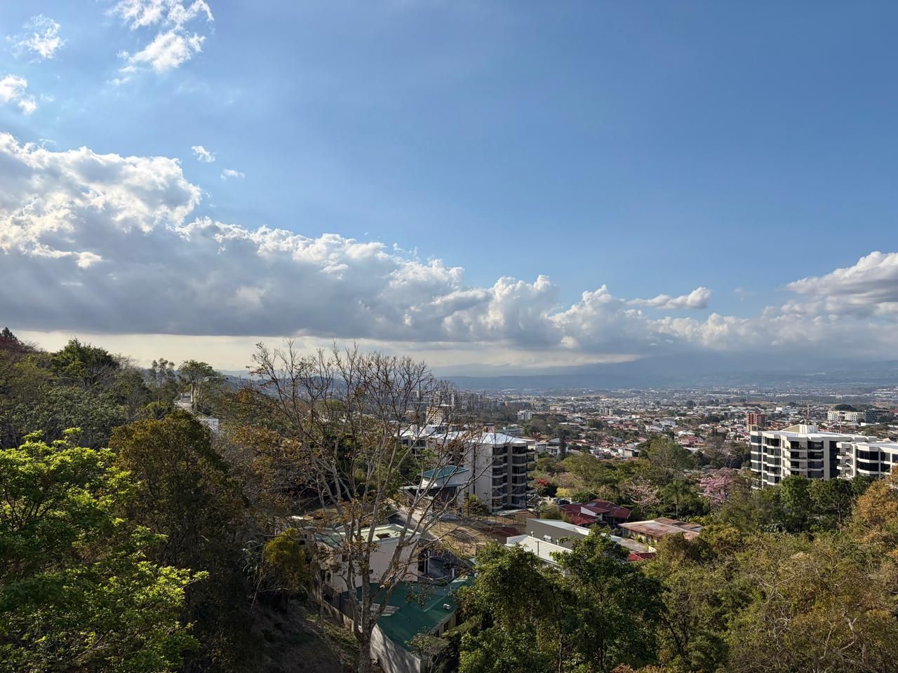 Apartamento amplio con lindas vistas - Foto 13