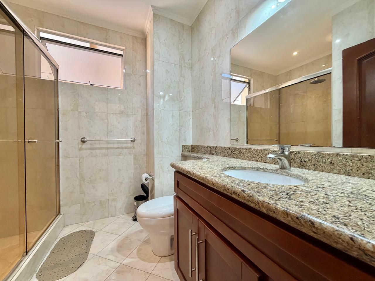 Apartamento amplio con lindas vistas - Foto 8