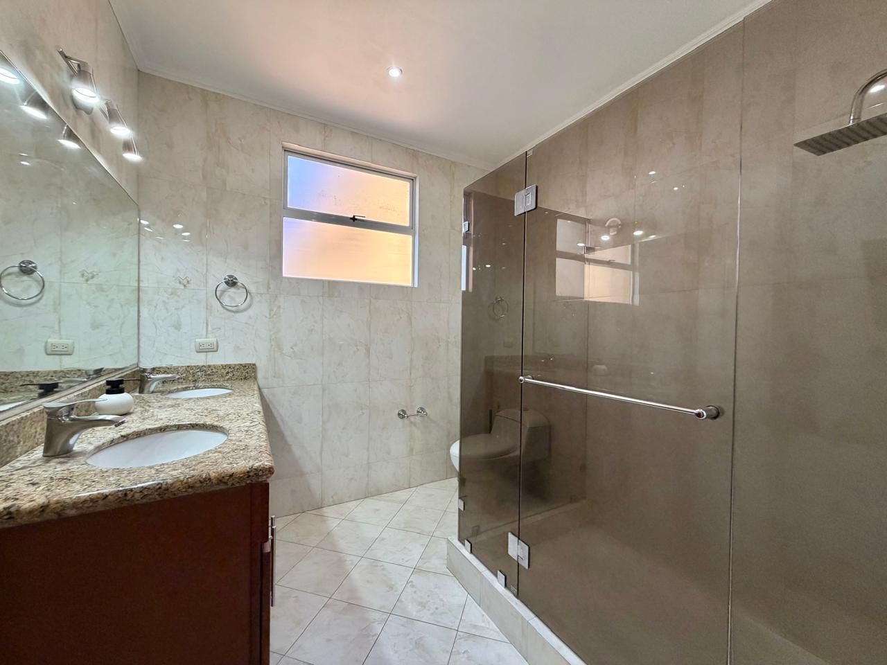 Apartamento amplio con lindas vistas - Foto 11