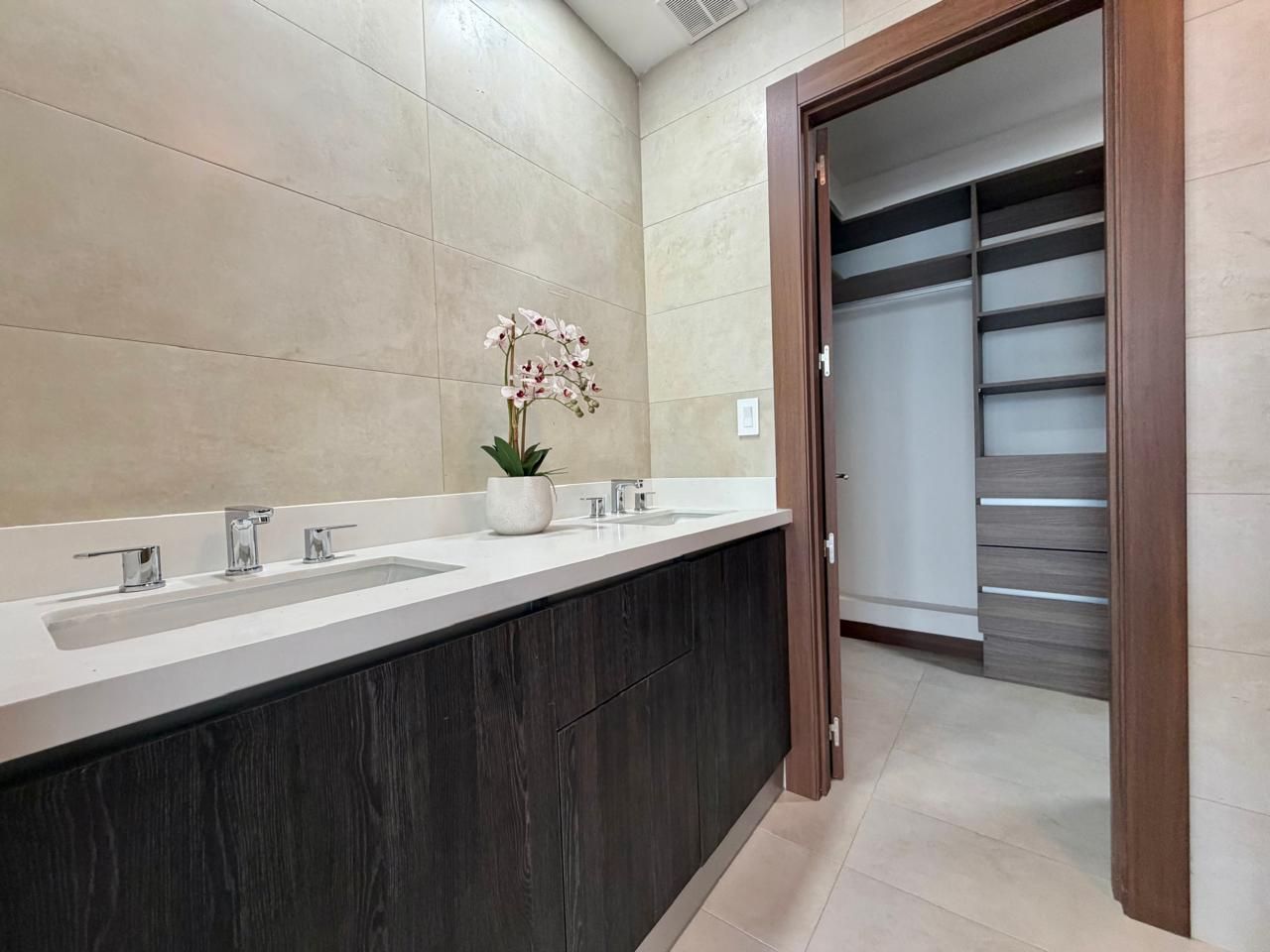 Apartamento moderno muy amplio - Foto 8