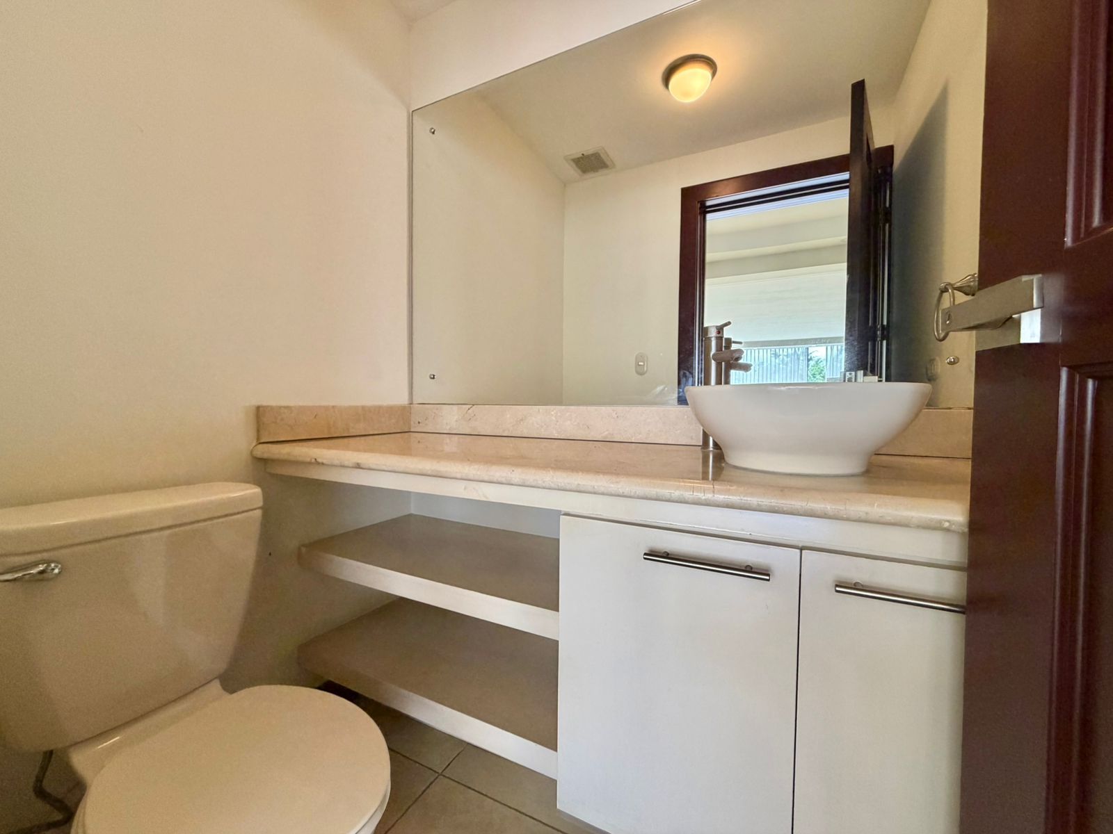 Apartamento muy amplio con Linea Blanca - Foto 14