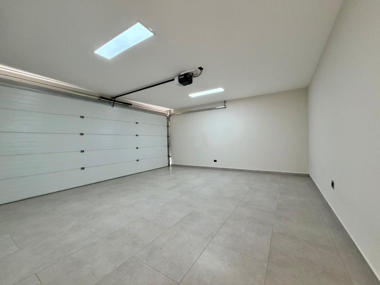 Casa de Lujo a Estrenar con grandes áreas verdes - Foto 19