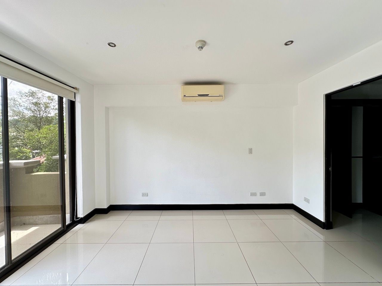 Apartamento en alquiler en Santa Ana  - Foto 2
