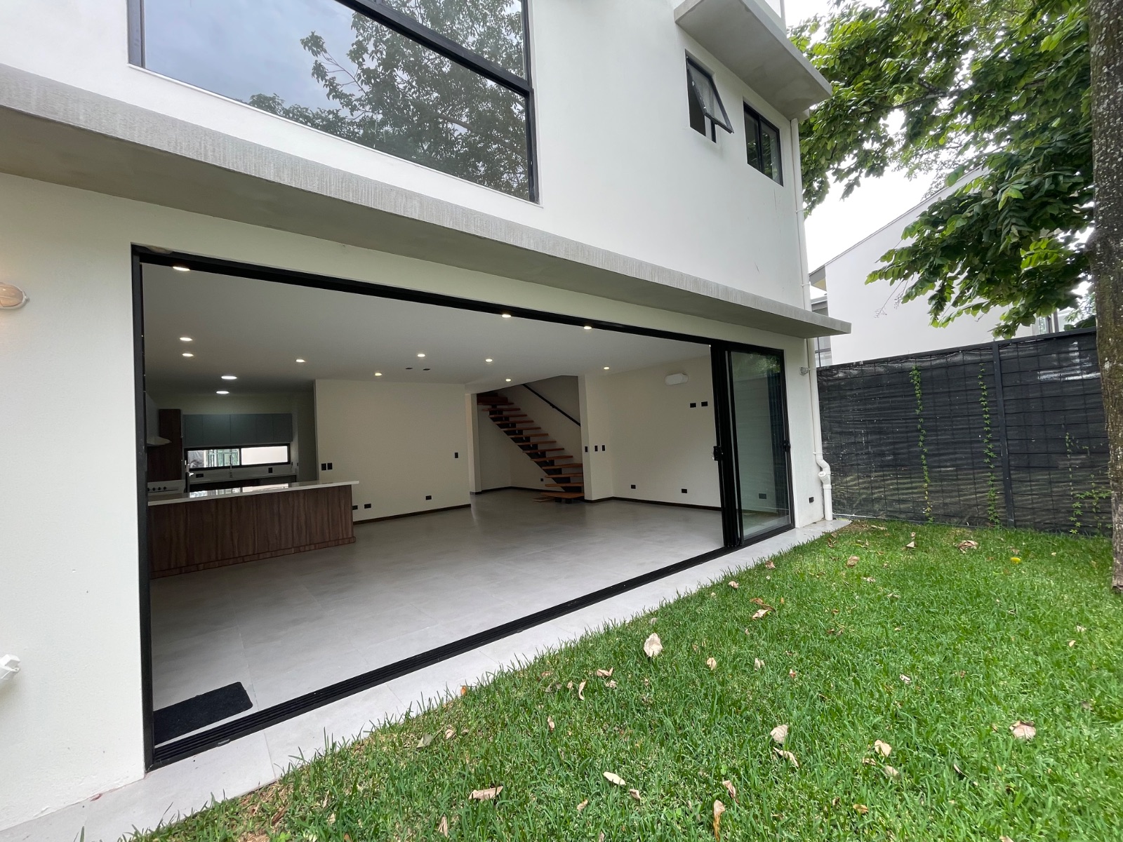 Casa contemporánea en condominio para alquiler - Foto 4