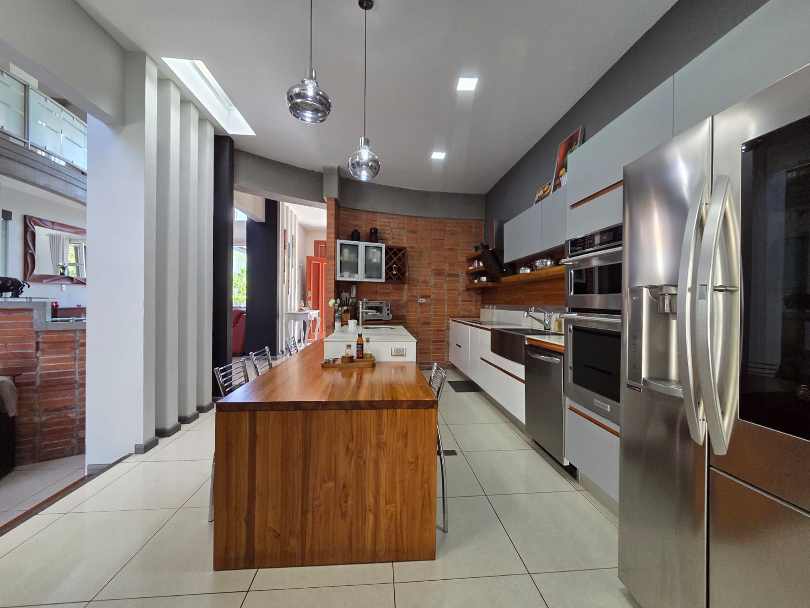 Casa con Arquitectura Moderna  - Foto 10
