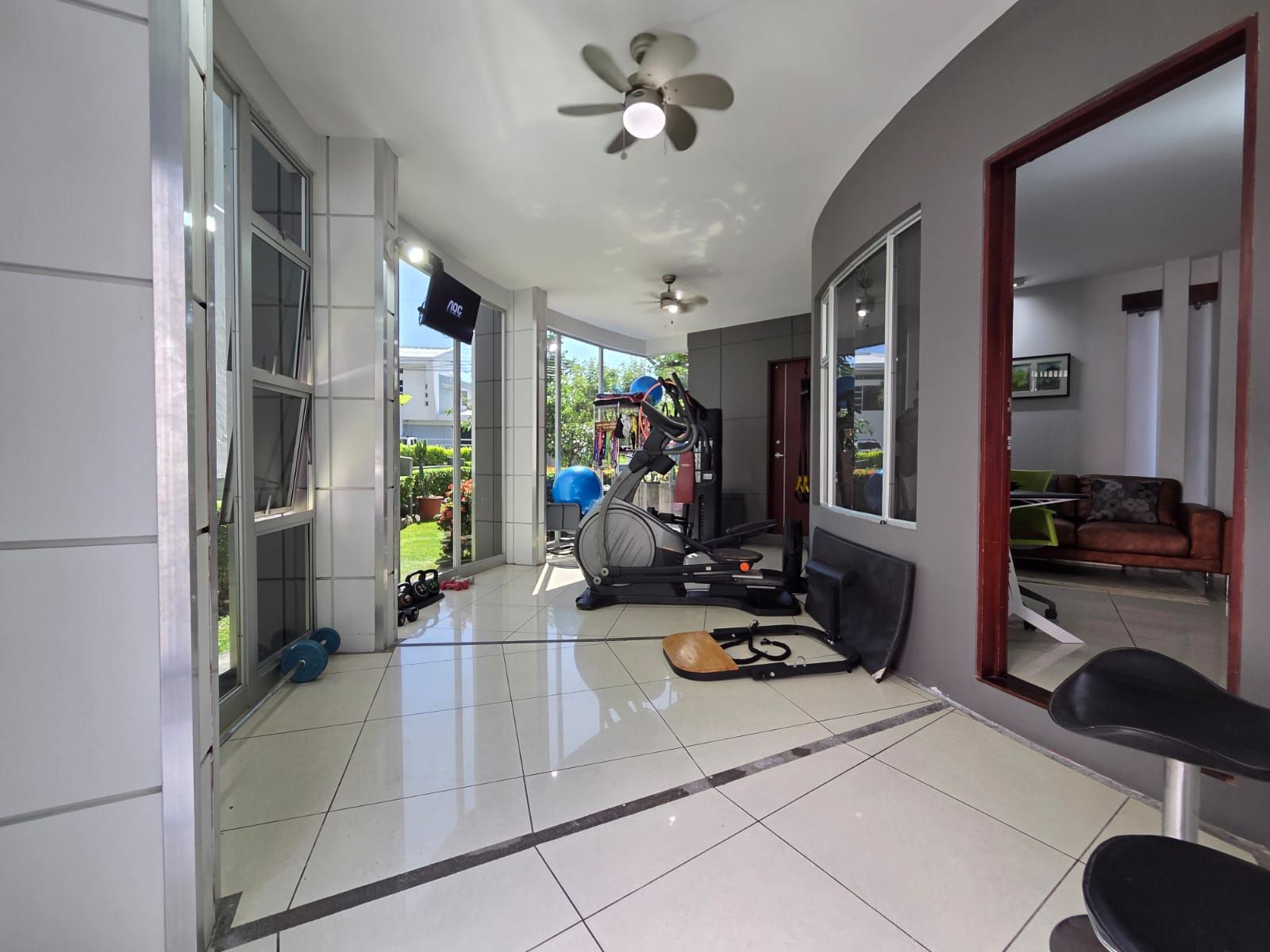 Casa con Arquitectura Moderna  - Foto 14