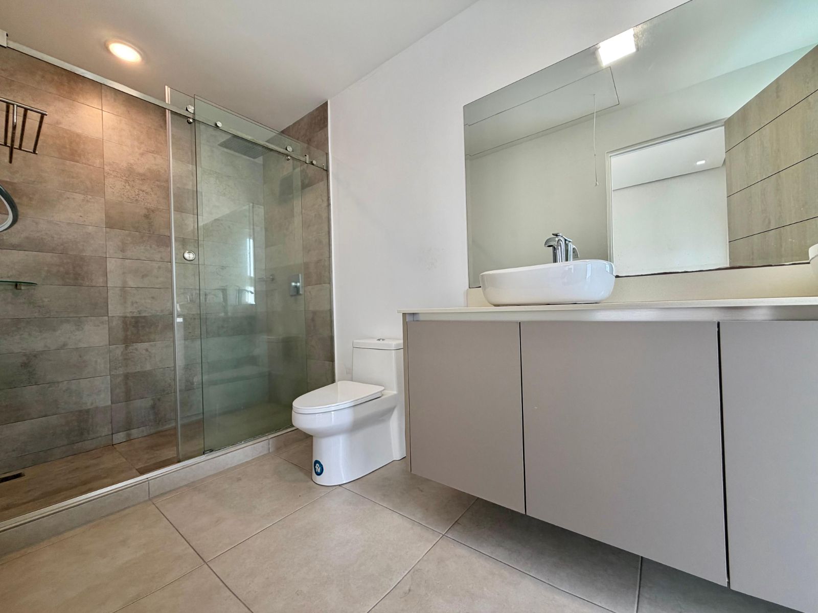Casa amplia con linea blanca - Foto 7