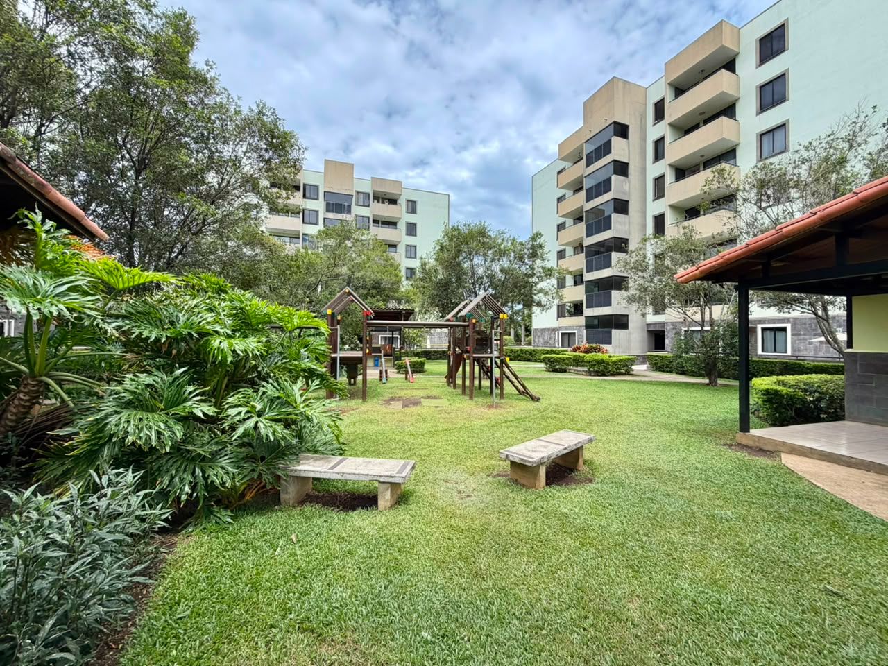 Apartamento completamente remodelado y amoblado - Foto 17