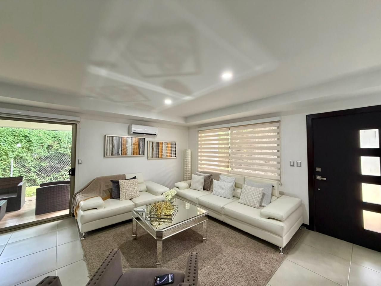 Casa moderna con muebles en alquiler en Santa Ana - Foto 3