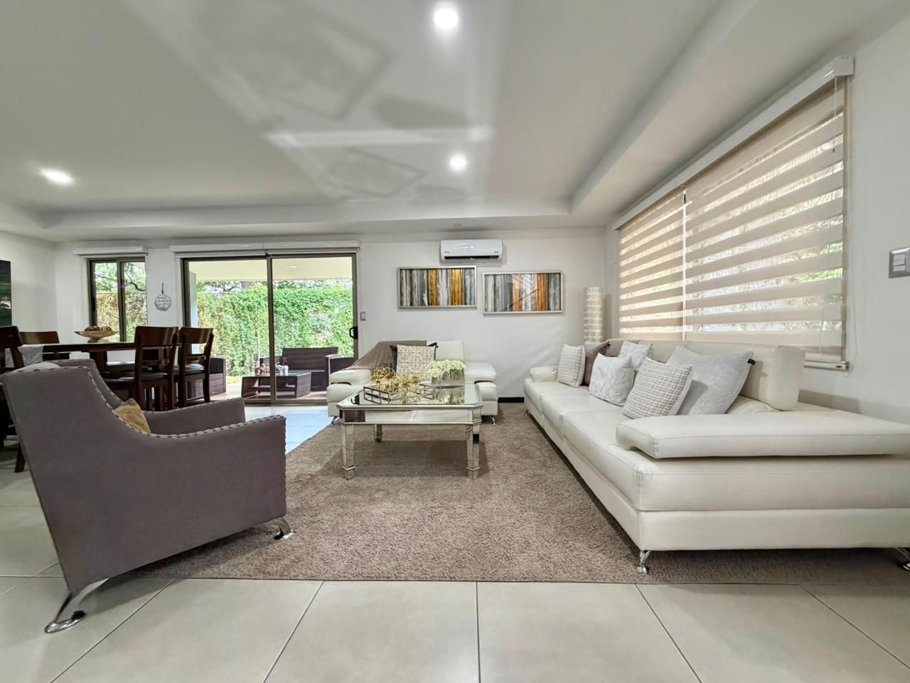 Casa moderna con muebles en alquiler en Santa Ana - Foto 4