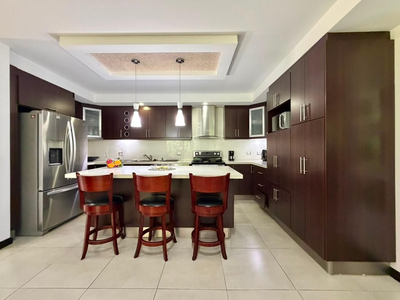 Casa moderna con muebles en alquiler en Santa Ana - Foto 7