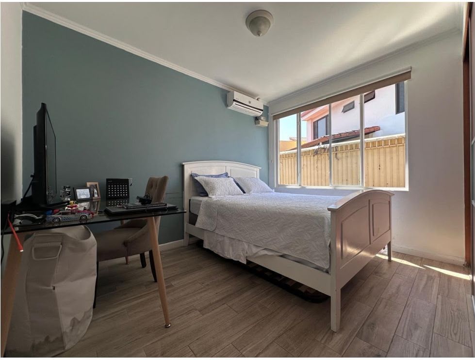 Casa Completamente Amoblada en Alquiler en Guachipelín de Escazú - Foto 16
