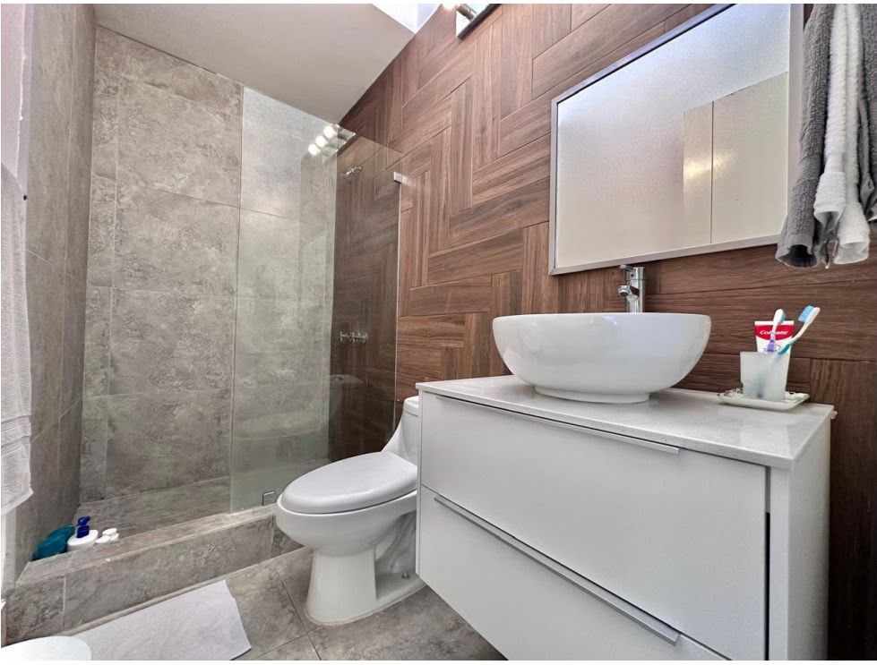 Casa Completamente Amoblada en Alquiler en Guachipelín de Escazú - Foto 18