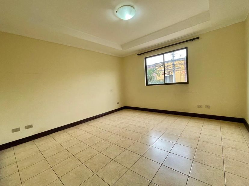Casa en Alquiler en Condominio Privado - Foto 2